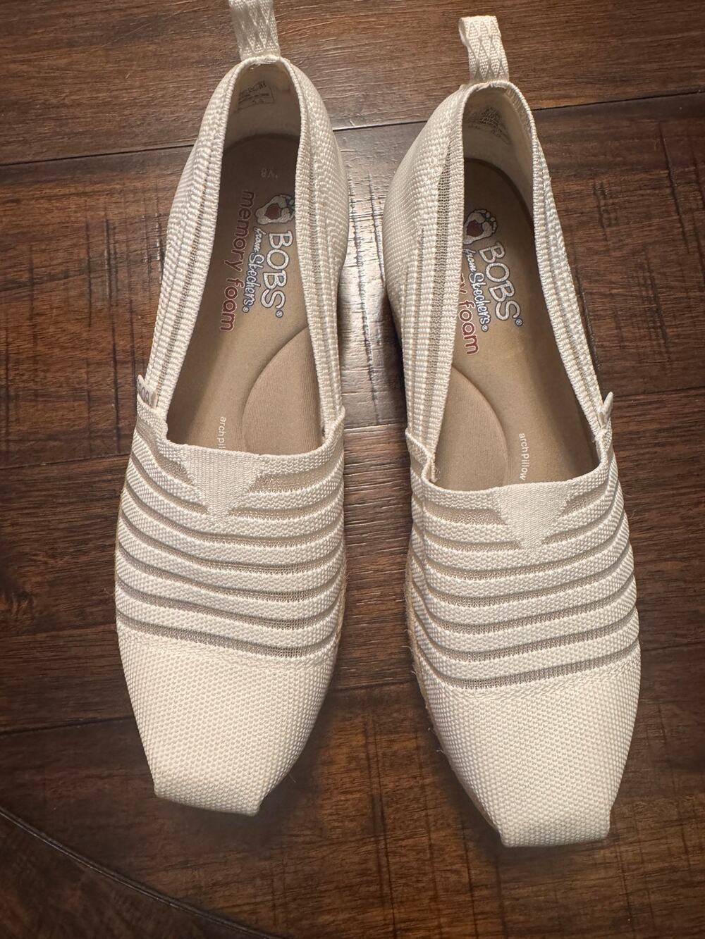 Skechers Bobs White Wedges Size 8